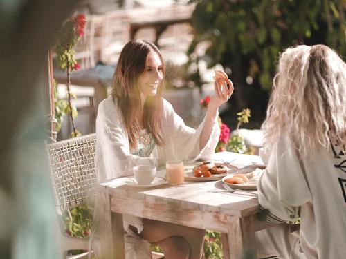 Imagen de la galería de Perios Beach House - Adults Only, en Turunç