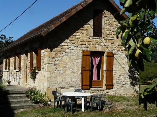 Gallery image of Gîte de France à Saillac 2 épis - Gîte de France 4 personnes MAE-6384 in Saillac