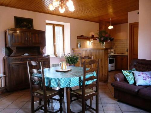 Gallery image of Gîte de France à Saillac 2 épis - Gîte de France 4 personnes MAE-6384 in Saillac