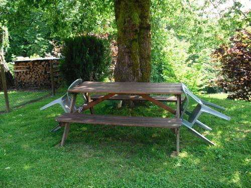 Foto dalla galleria di Gîte de France à Sainte Fortunade 2 épis - Gîte de France 5 personnes MAE-6454 a Malfage