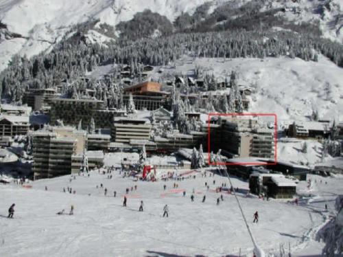 Photo de la galerie de l'établissement Résidence SANCTUS - Studio pour 6 Personnes MAE-8934, à Gourette