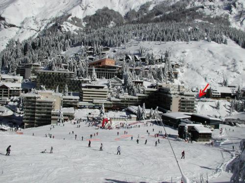 Photo de la galerie de l'établissement Résidence SANCTUS - Studio pour 6 Personnes MAE-8934, à Gourette