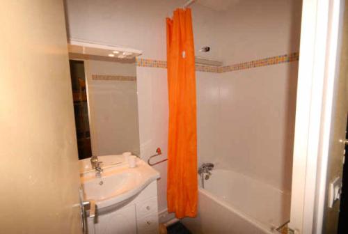 Photo de la galerie de l'établissement Résidence PRIMEVERES - Studio pour 6 Personnes MAE-4164, à Gourette