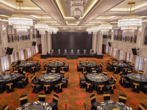 Restoran atau tempat lain untuk makan di Silk Path Grand Hue Hotel