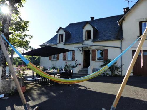 アルビュサックにあるGîte de France Chez baptiste 3 épis - Gîte de France 7 personnes MAE-0144のギャラリーの写真