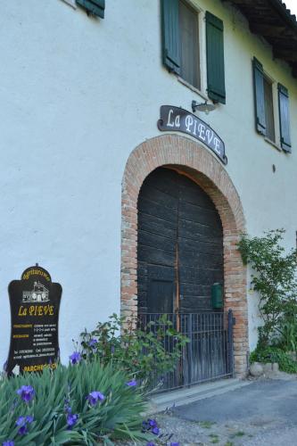 Gambar di galeri bagi Agriturismo La Pieve di Dogliani
