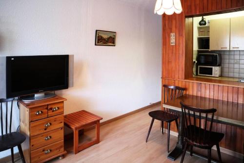 Photo de la galerie de l'établissement Résidence Orr Des Bles - Grand studio 4 personnes MAE-8134, aux Orres