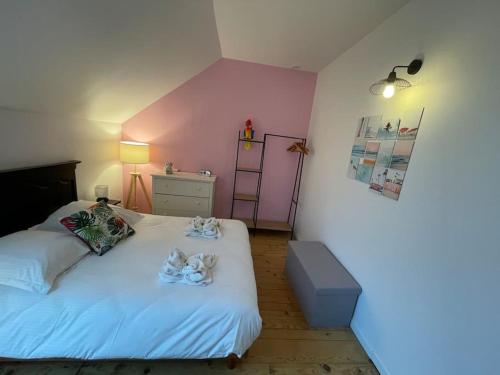 Photo de la galerie de l'établissement Alysse, Maison de campagne au calme avec jardin, à Putot-en-Bessin