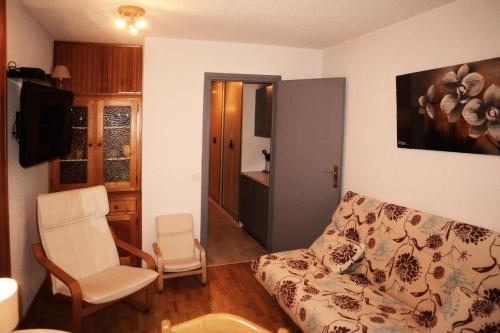 Photo de la galerie de l'établissement Résidence Les Gradins - Studio pour 4 personnes MAE-4054, aux Orres