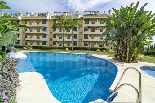 Fotografie z fotogalerie ubytování Sunshine Getaway apartment in Nueva Andalucia close to Centro Plaza v destinaci Marbella