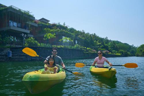 Clientes alojados en Grape County Eco Resort & Spa, Nashik