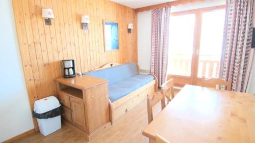 Photo de la galerie de l'établissement Résidence Parc Aux Etoiles - C202PAE - APPARTEMENT 2 CHAMBRES AVEC BALCON MAE-8734, à Narreyroux