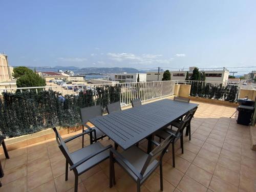 Vue mer au coeur de Saint Mandrier, 3 chambres, climatisation, wifi (fibre)