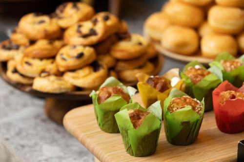 Jídlo v hotelu nebo okolí