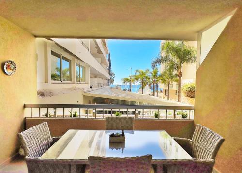 Central Two Bedroom Apartment on the Second Line of the Beach in Marbella.