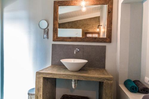 Un baño de Kas Hamaka