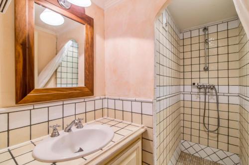 Koupelna v ubytování Les Bastides aux Restanques du Golfe de St Tropez - Maeva Home - Bastide avec 69