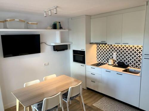 A pasos de la playa Mas Pinell, con piscina