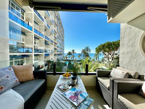 Seafront Skol Marbella Center by EaW Homes