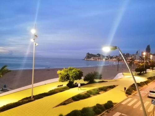 Apartamento Acapulco, a 3 metros de playa photo 12
