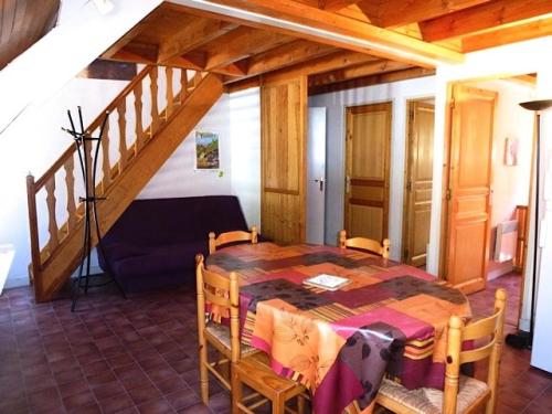 Résidence Casino - Appartement mansardé, 6 couchages avec mezzanine proche du centre de Barèges MAE-8464