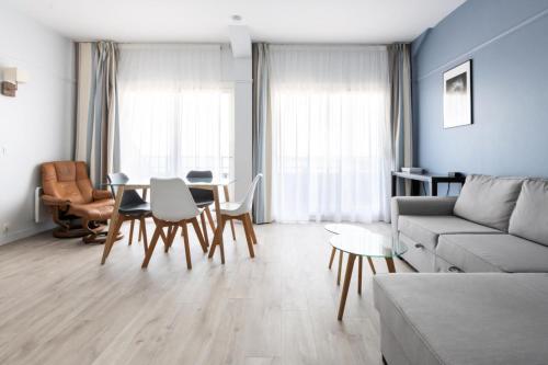 Photo de la galerie de l'établissement Résidence Saint Goustan - maeva Home - Appartement 3 pièces 6 personnes avec vue mer - Prestige - Super Home MAE-9810, au Croisic