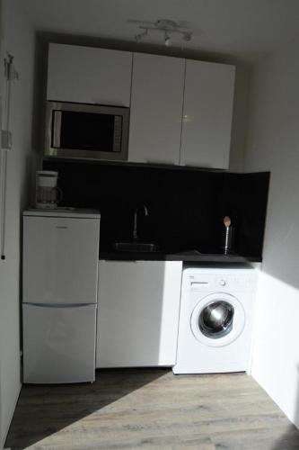 Photo de la galerie de l'établissement Résidence ETOILE DU SUD - Studio pour 4 Personnes 84, à Port-Leucate