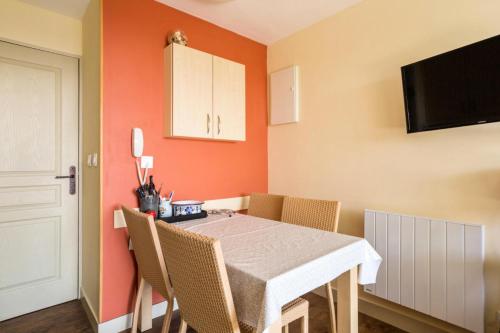 Photo de la galerie de l'établissement Résidence Les Parcs de Grimaud - maeva Home - Appartement 2 pièces 4 personnes Prestige MAE-2246, à Grimaud