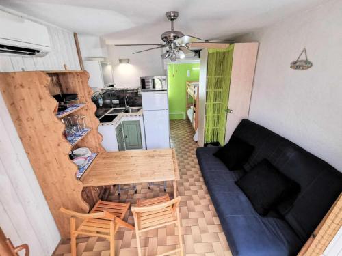 Photo de la galerie de l'établissement Résidence Equateur - STUDIO 4 PERSONNES 4 couchages PORT LEUCATE. Réf: 2MS3_17 MAE-7174, à Port-Leucate