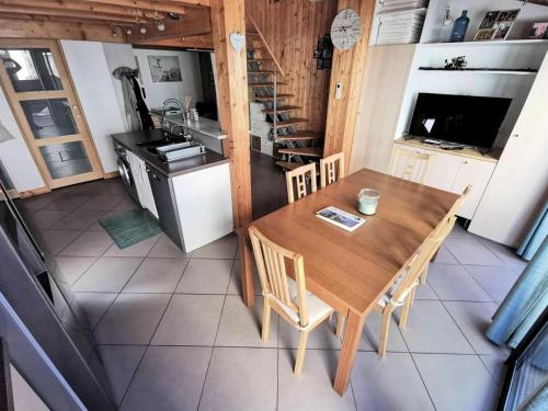 Photo de la galerie de l'établissement Résidence Village Merlin - Villa avec mezzanine pour 5 personnes - Port Leucate MAE-7804, à Leucate