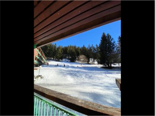Fotografia z galérie ubytovania Résidence Lauzieres - Appartement 3 pièces pour 8 personnes skis aux pieds et proche des commerces dans le village du Charvet à Arc 1800 MAE-4484 v destinácii Arc 1800