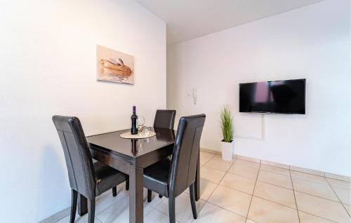 Amazing Apartment In Biograd Na Moru With Wifi