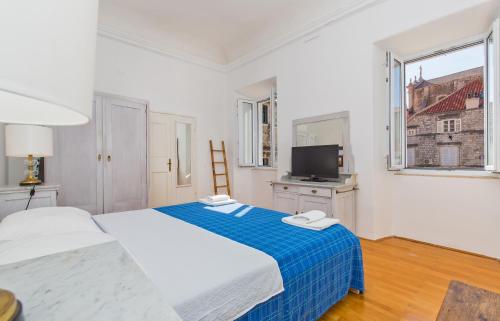 Arty Apartments in the Heart of Dubrovnik by Irundo