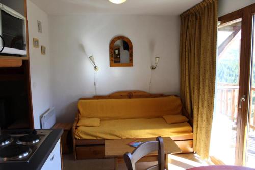 Photo de la galerie de l'établissement Les Chalets De Superd Chardon Bleu - APPARTEMENT COSY 6 PERSONNES EXPO SUD MAE-8454, à Saint-Étienne-en-Dévoluy