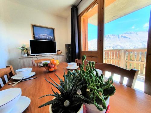 Photo de la galerie de l'établissement Résidence Les Chaumettes - CHAUMETTES APPARTEMENT 6 PERSONNES SPACIEUX MAE-8554, à Saint-Étienne-en-Dévoluy