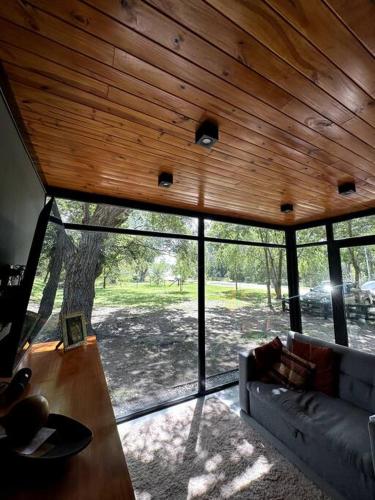 Moderna cabaña en Lomas Altas CH – Cabaña en Chascomús Moderna cabaña en Lomas Altas CH – Cabaña en Chascomús