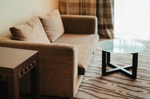 Posezení v ubytování DoubleTree by Hilton Bratislava