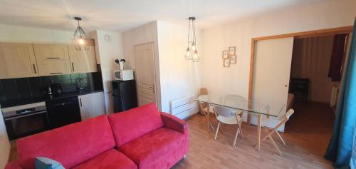 Photo de la galerie de l'établissement Chalets De Florence - 2 pièces + coin montagne - 38m², bien placé MAE-2764, à Modane