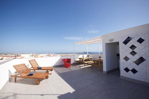 Γενική θέα στη θάλασσα ή θέα στη θάλασσα από  αυτό το διαμέρισμα