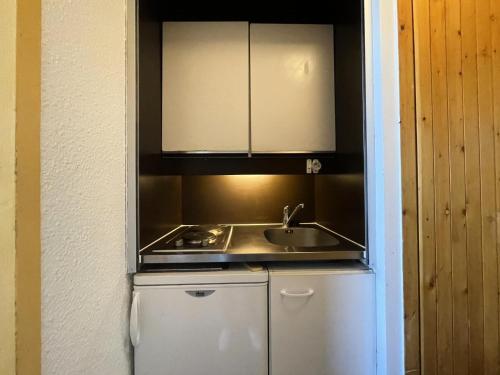 Photo de la galerie de l'établissement Résidence Chaviere - Studio de 18 m² avec petit balcon exposé Nord MAE-5984, aux Menuires