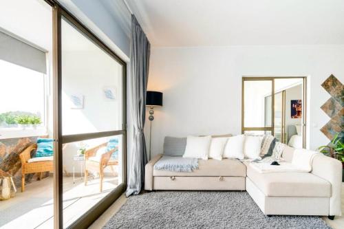 Bright & Relaxing Retreat near Vilamoura Marina