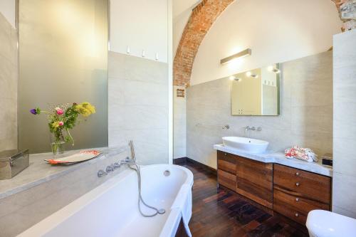 Ένα μπάνιο στο Casa Venus