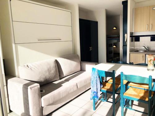 Photo de la galerie de l'établissement Résidence Le Boucanier - Studio pour 4 Personnes 124, à Vieux-Boucau-les-Bains