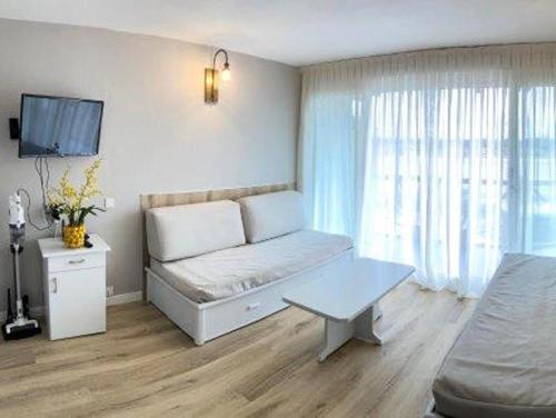Postel nebo postele na pokoji v ubytování Résidence Le Boucanier - 2 Pièces pour 4 Personnes 714