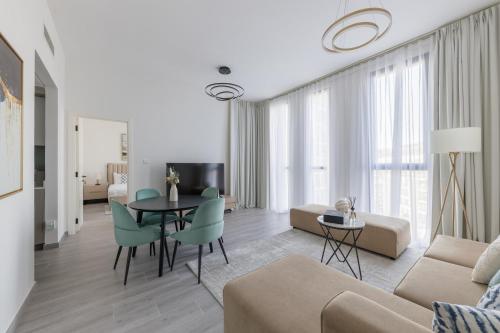 Fresh & Quiet 1BR at Midtown Noor 4 Tower