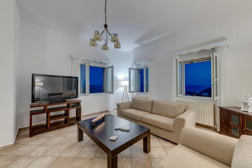Fotografie z fotogalerie ubytování Villa la vue v destinaci Ano Syros