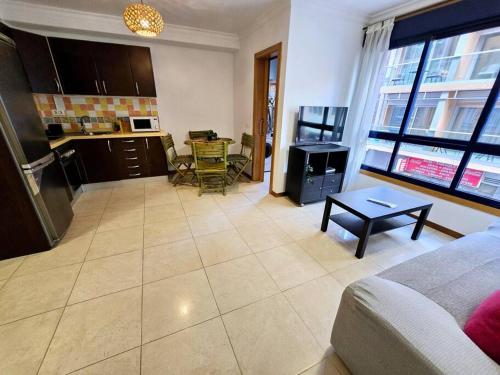 VV Dúplex Playa de Las Canteras "by henrypole home"