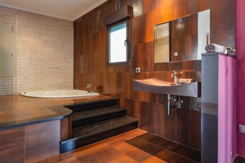 Villa Amanda Beach by Villa Plus