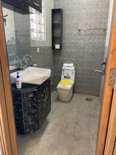 Ванная комната в BAHRIA PRIVATE HOME