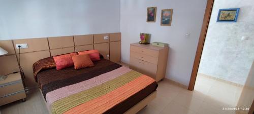 Postel nebo postele na pokoji v ubytování F4-Costa Marfil II World, Excepcional- SERVHOUSE